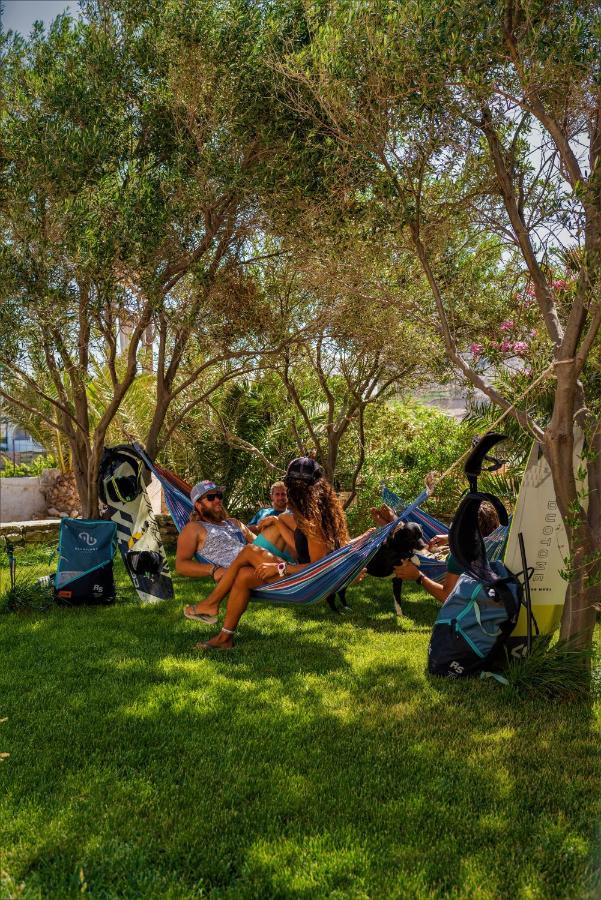 Studios Vrettos a Kitesurfer Paradise Pláka Exterior foto