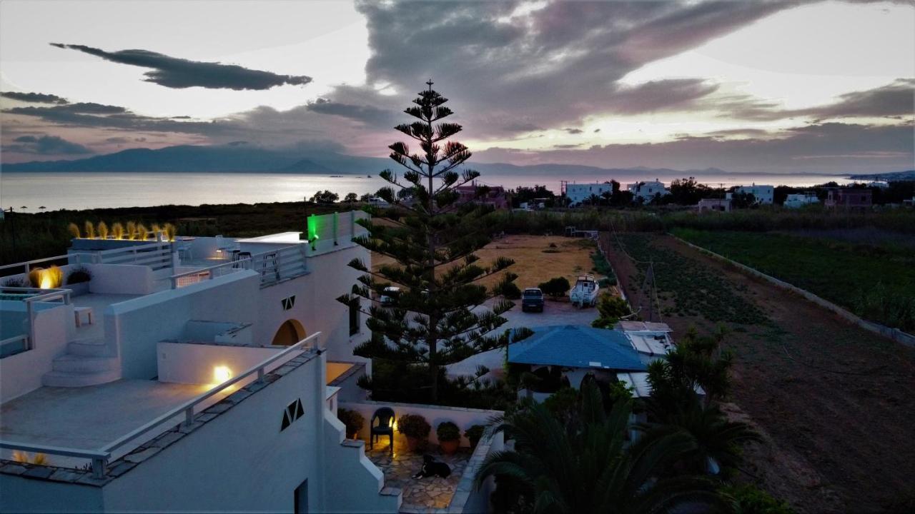 Studios Vrettos a Kitesurfer Paradise Pláka Exterior foto